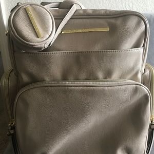 Diaper bag Steve Madden - used twice